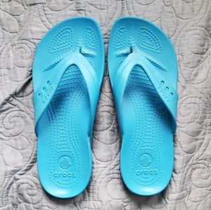Women's Crocs flip flops, NWOT